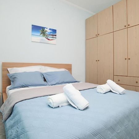 Blue Deluxe Apartment Kallithea  Bagian luar foto