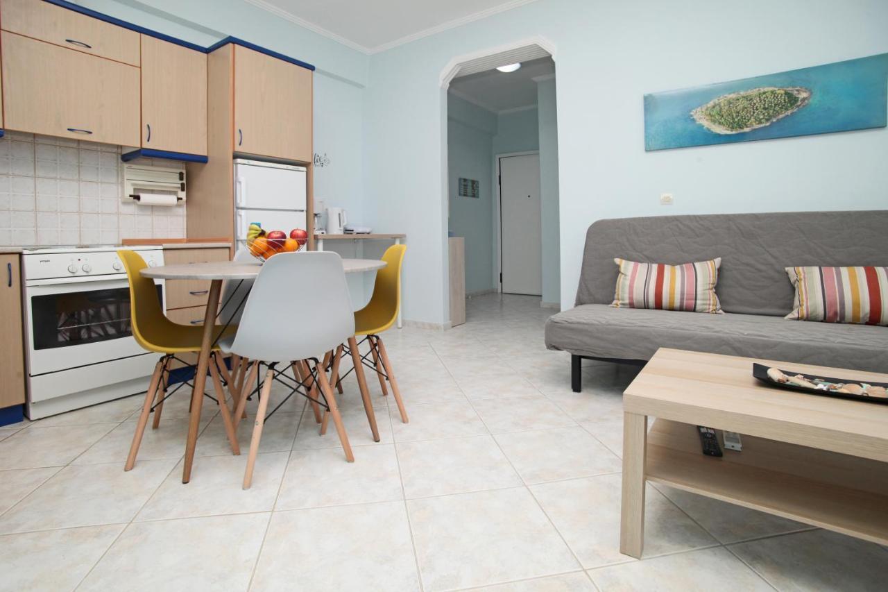 Blue Deluxe Apartment Kallithea  Bagian luar foto